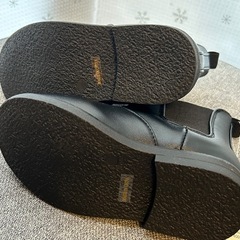 【新品タグ付き】ブランシェス　サイドゴアブーツの画像