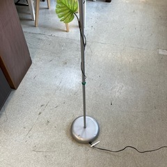 A2511-062 フロアスタンドライト 間接照明 装飾品 観葉植物 キズ汚れ有りの画像