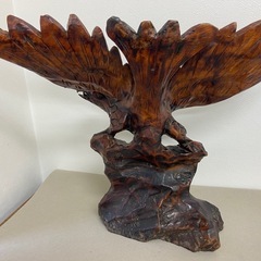 鷹　置物　木製　木彫り　彫刻　中古品　インテリア　オブジェ　の画像