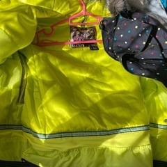 バートンスノーボードウェアの画像