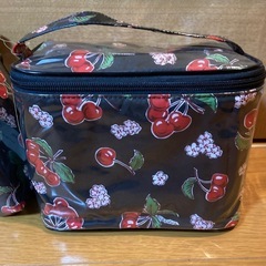 チェリー柄バッグの画像