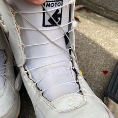 男性用スノーボード用の靴28センチの画像