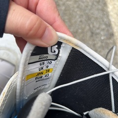 男性用スノーボード用の靴28センチの画像