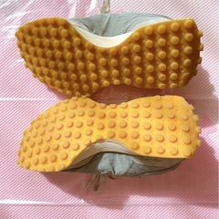 ニューバランス　327 スニーカー　靴　シューズ　メンズ　グレーの画像