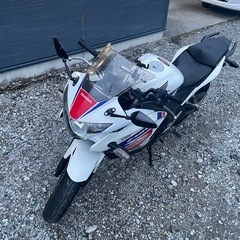 ホンダ　CBR250R 実働車　現状渡しになります。の画像
