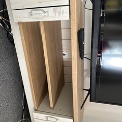 TV台の画像
