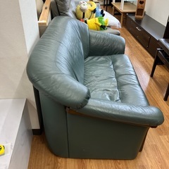 2人掛けソファー 角スレ有り 程度B グリーン×ブラウン【取りに来れる方限定】の画像