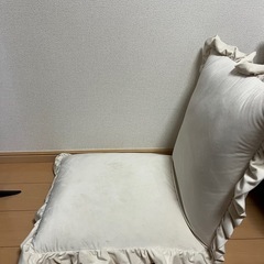 フランフラン座椅子　ホワイト　Lサイズの画像