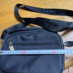 バックとウエストポーチ2点の画像