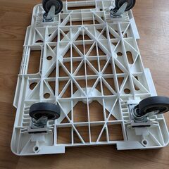 ＊引き取り限定　TRUSCO(トラスコ) 平台車  615×415荷重100kgの画像