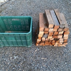 薪　焚き木　木材　　の画像