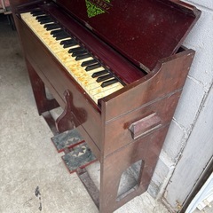 o93118 YAMAHA ヤマハ アンティーク ベビーオルガン 足踏みオルガン ミニオルガン 小型オルガン リードオルガン ジャンクの画像