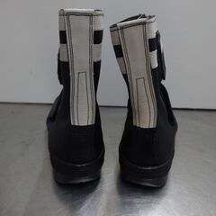 ミドリ安全　ゴアテックス　合成ゴム2層底安全靴　RT935　防水反射　未使用品　サイズ26.5の画像