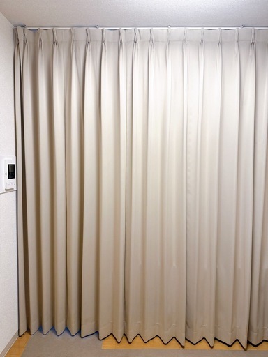 パーテーション/カーテン（カーテンレール付)／ベージュ