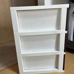 【取引中】収納ケース3段の画像