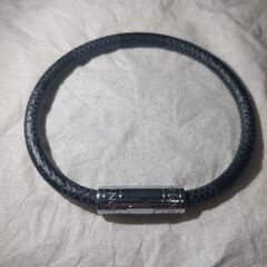 LOUIS VUITTON (ルイヴィトン)  ブレスレットの画像
