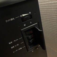 週末割引！暖炉型ヒーター ファンヒーター　ストーブ 疑似炎 照度調整機能付き アンティーク ブラックの画像