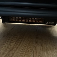 週末割引！暖炉型ヒーター ファンヒーター　ストーブ 疑似炎 照度調整機能付き アンティーク ブラックの画像