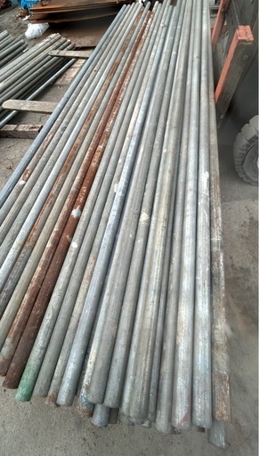 中古　単管パイプ　鉄パイプ　40本セット 長さ3.5m〜4.0m