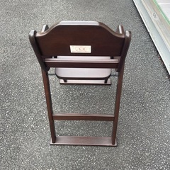 【超美品です】ダイニング用子供椅子の画像