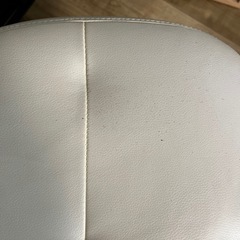 ニトリ オフィスチェア ホワイトの画像