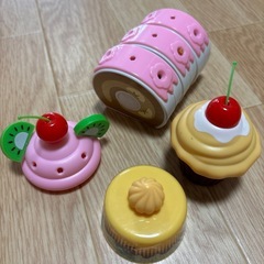中古品　おもちゃ　ケーキの画像