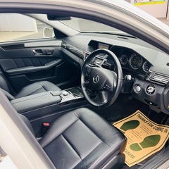 ‼️メルセデスベンツ E300アバンギャルド‼️サンルーフ付きの画像