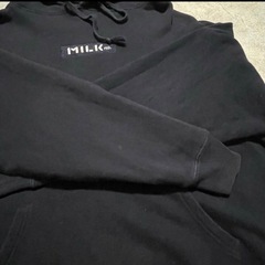 [ミルクフェド] フード付きトレーナーMILKFED. パーカー L 紺　裏起毛の画像