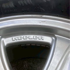 スタッドレス　タイヤ　ブリヂストン　ハイラックスサーフ 265/70 16の画像