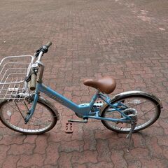 子供用自転車　小学生低学年の画像