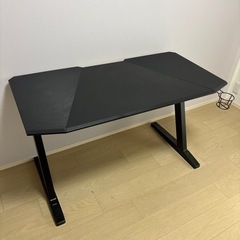 ゲーミングデスク　CYBER GROUNDの画像