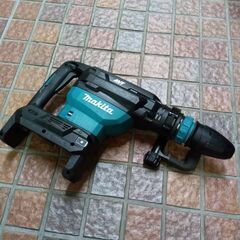 マキタ HM002G 充電式ハンマードリル【市川行徳店】【店頭取引限定】【中古】管理番号：IT6OXURTZQJ6の画像