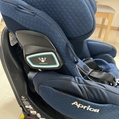 アップリカ　チャイルドシート　ISOFIXの画像