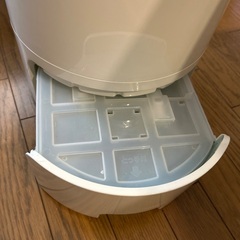 11/8(土)まで【象印 衣類乾燥除湿機  360度送風 部屋干し RJ-XS70 】の画像