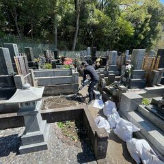 時給3000円※必須事項のご記載がない場合、返信できません。日払い / 即日払い可！提携寺院・霊園でのお墓撤去補助の画像