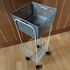 ワイヤー2段ラック（ホワイトver）の画像