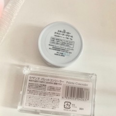 美品ユニバ スヌーピーカチューシャ、セザンヌ等の化粧品の画像