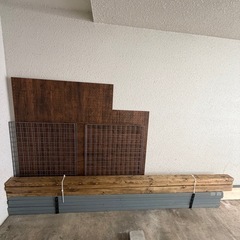 DIY 木材　2x4 2x8　有孔ボードの画像