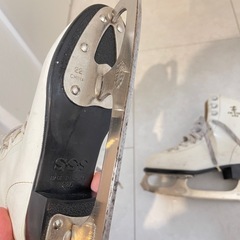 アイススケート靴の画像