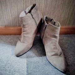 ③ ショート ブーツ 茶　ブラウンの画像