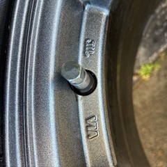 スタッドレスタイヤ、ホイールセットの画像