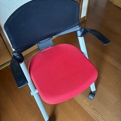 椅子の画像