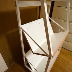 本棚、斜め2だん段の画像