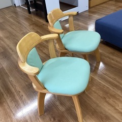 回転チェア2脚セット【町田市再生家具】　252241の画像