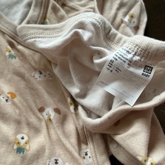 ユニクロ　長袖ボディスーツ　60の画像