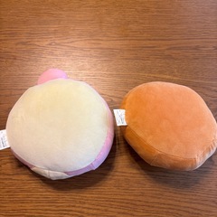 アンパンマンミュージアム限定　アンパンマン　ドキンちゃん　ぬいぐるみ　ミニクッションの画像