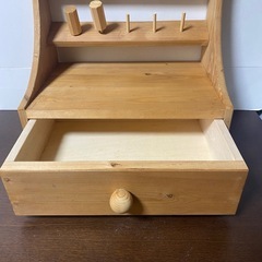 木製 糸巻きラック 裁縫箱 ソーイングボックス ハートデザイン 引き出し付きの画像