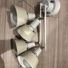 受け渡し先決定！シーリングライト　リモコンで調光可能なLED付き の画像