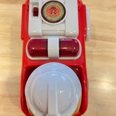 音が鳴る　アンパンマン消防車の画像