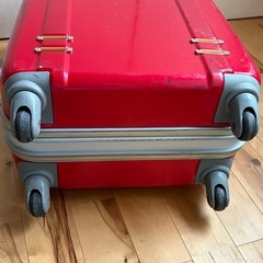 ハードタイプ　 スーツケース　 キャリーケース　 TSAロック　鍵ありの画像